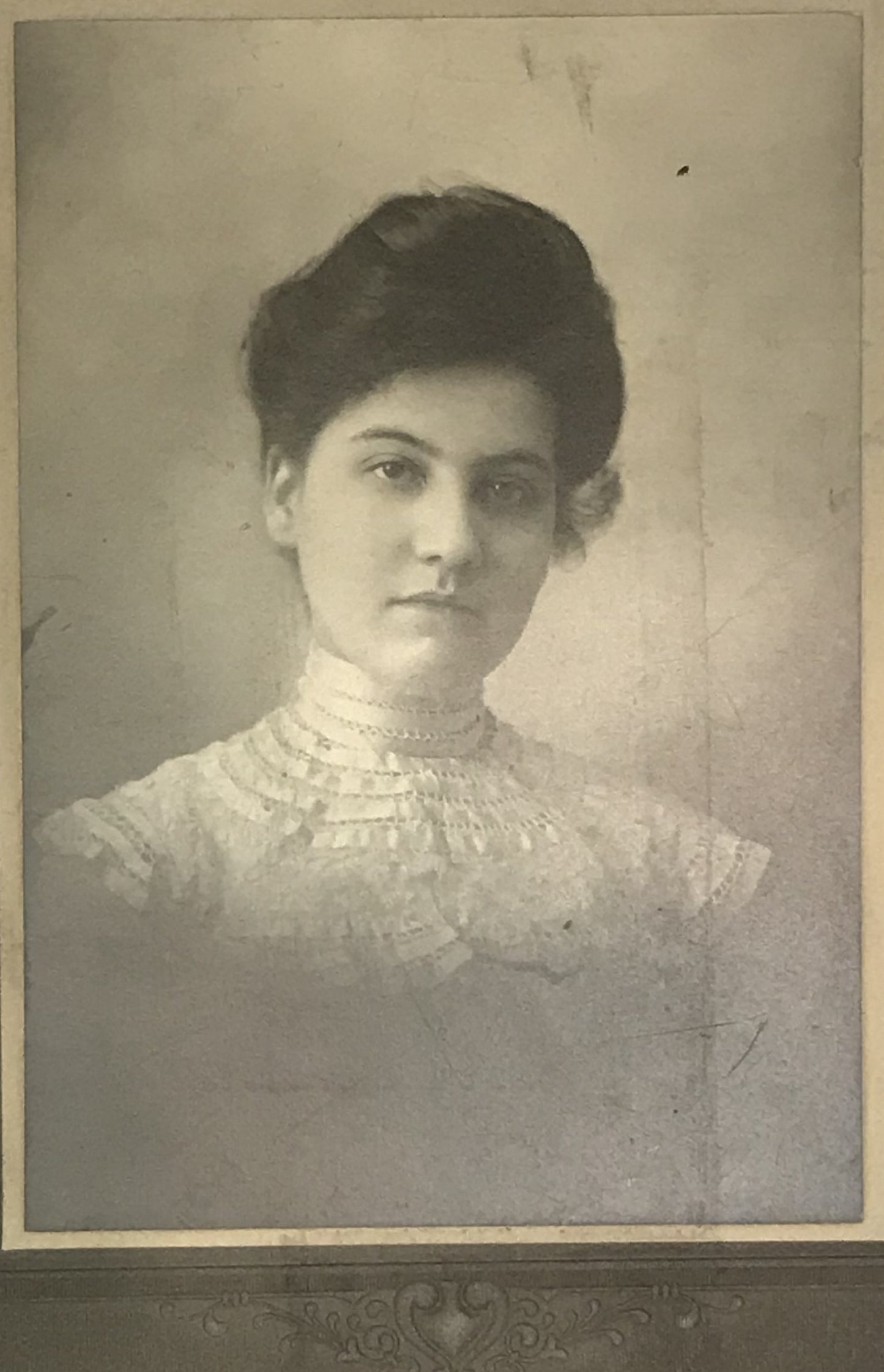 Vintage Edwardian Portrait Photograph of a Woman