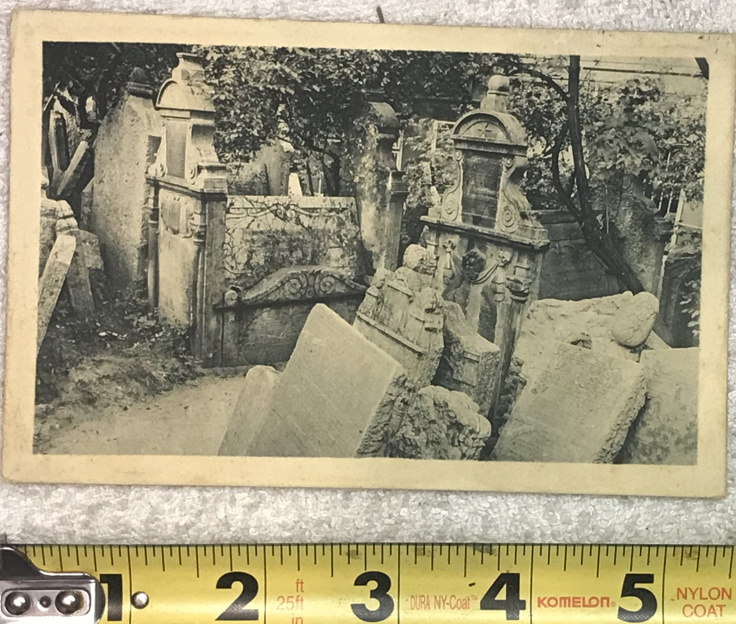 Vintage Old Jewish Cemetery Postcard – Prague, Unused, Historic Gravestones, Czech Collectible