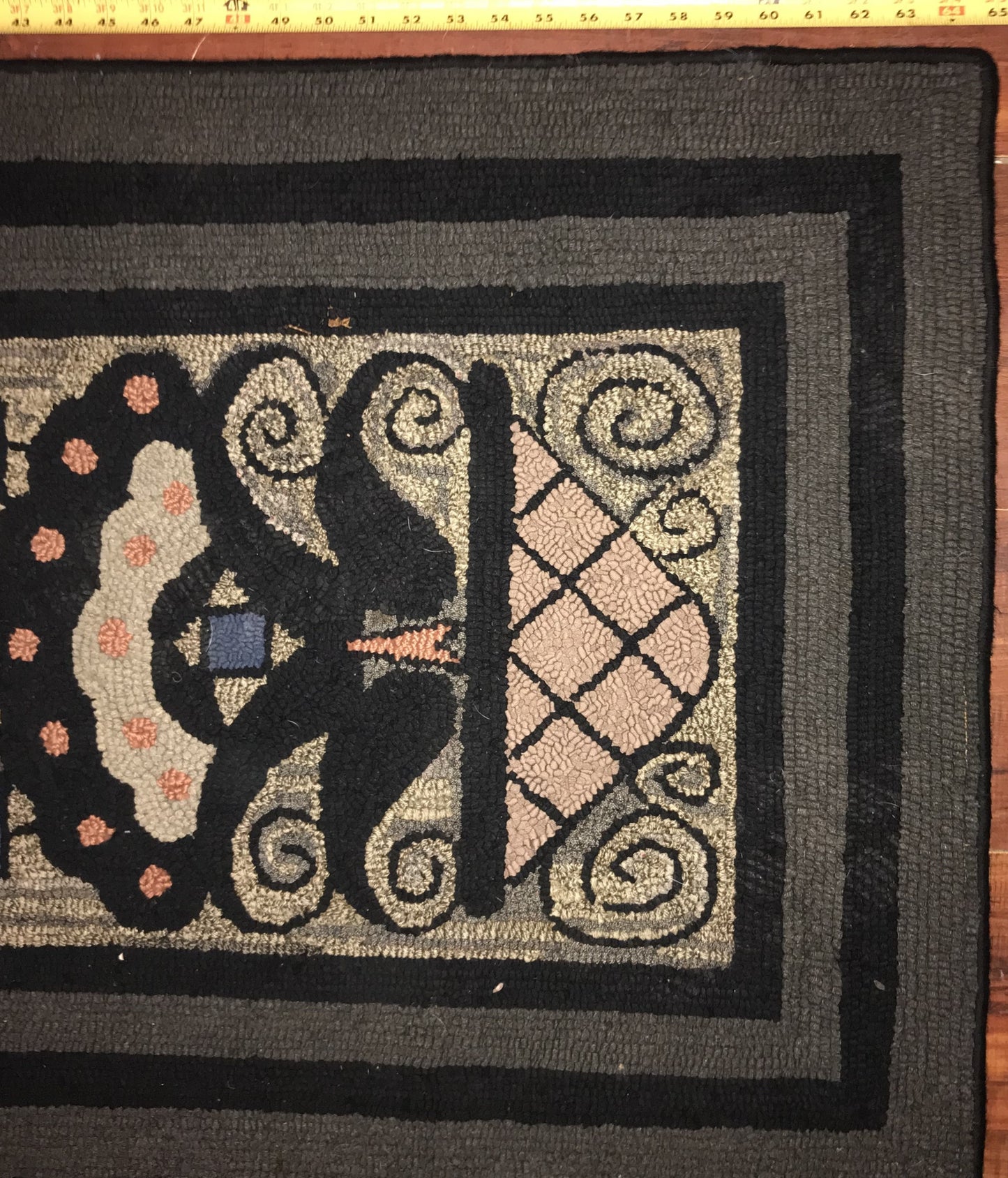 Handmade Art Deco Wool Hooked Rug with Geometric and Floral Motifs (42 x 100 inches)